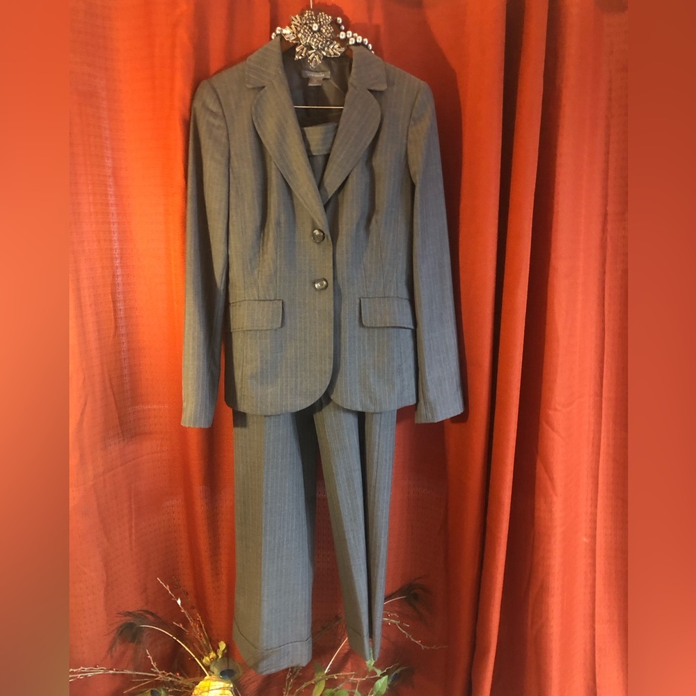 Ann Taylor 8T Suit Set